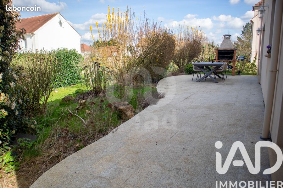 Maison 8 pièces 210 m² (image 4)