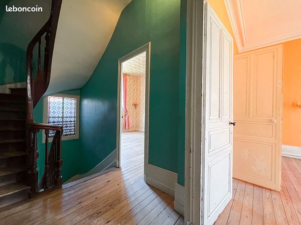 Propriété 8 pièces 220 m² — 16