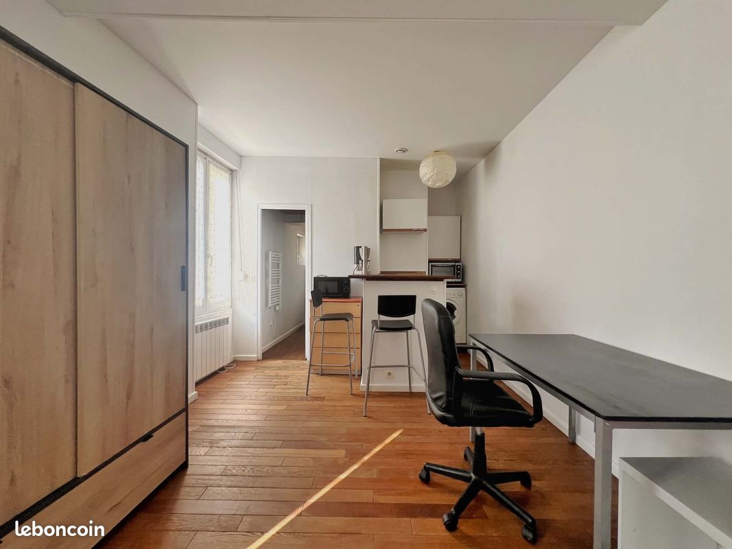 Appartement 1 pièce 21 m² · à Reims · 21 m² · 560 €