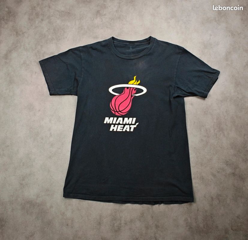 T-shirt Fanatics Miami Heat Dwyane Wade | taille M | NBA basketball usa sportswear noir fan #H2273 (image 1)