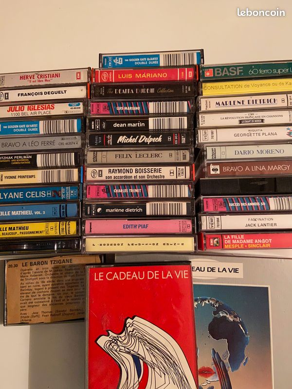 33cassettes audio (image 1)
