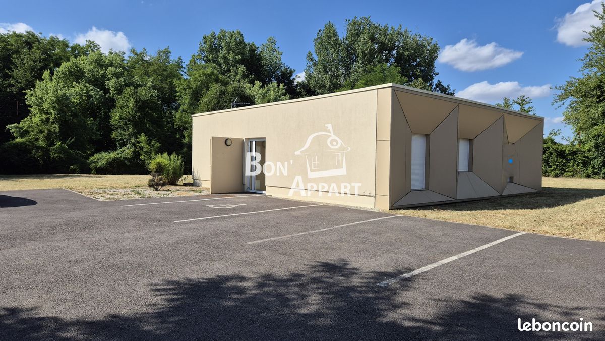 Local commercial 5 pièces 105 m² · à Tucquegnieux · 105 m² · 230 000 €
