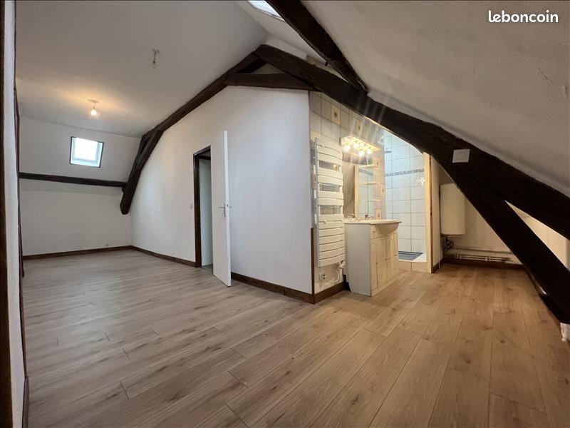 Immeuble 126 m² Saint Amand Montrond (image 4)