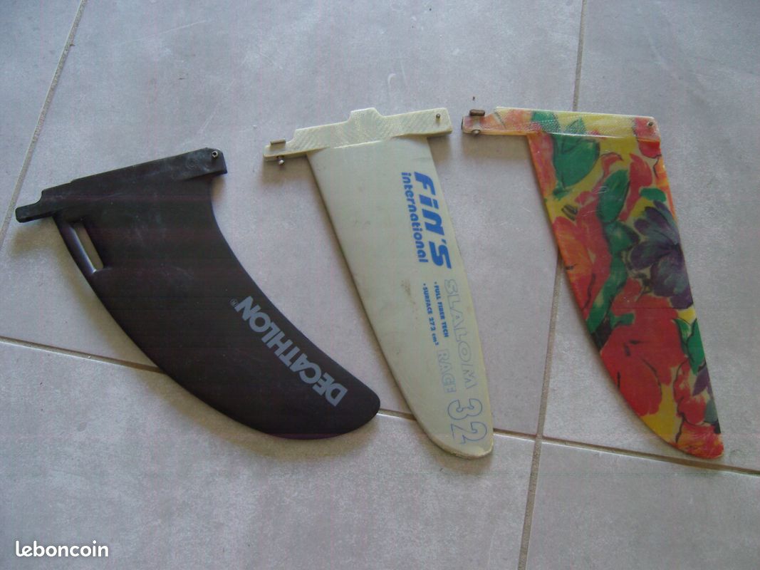 Lot planches à voile + wishbones + ailerons (image 5)