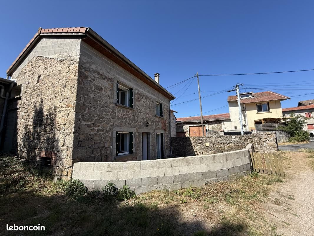 Maison 3 pièces 78 m² · à Saint-Maurice-en-Gourgois · 78 m² · 800 €/mois