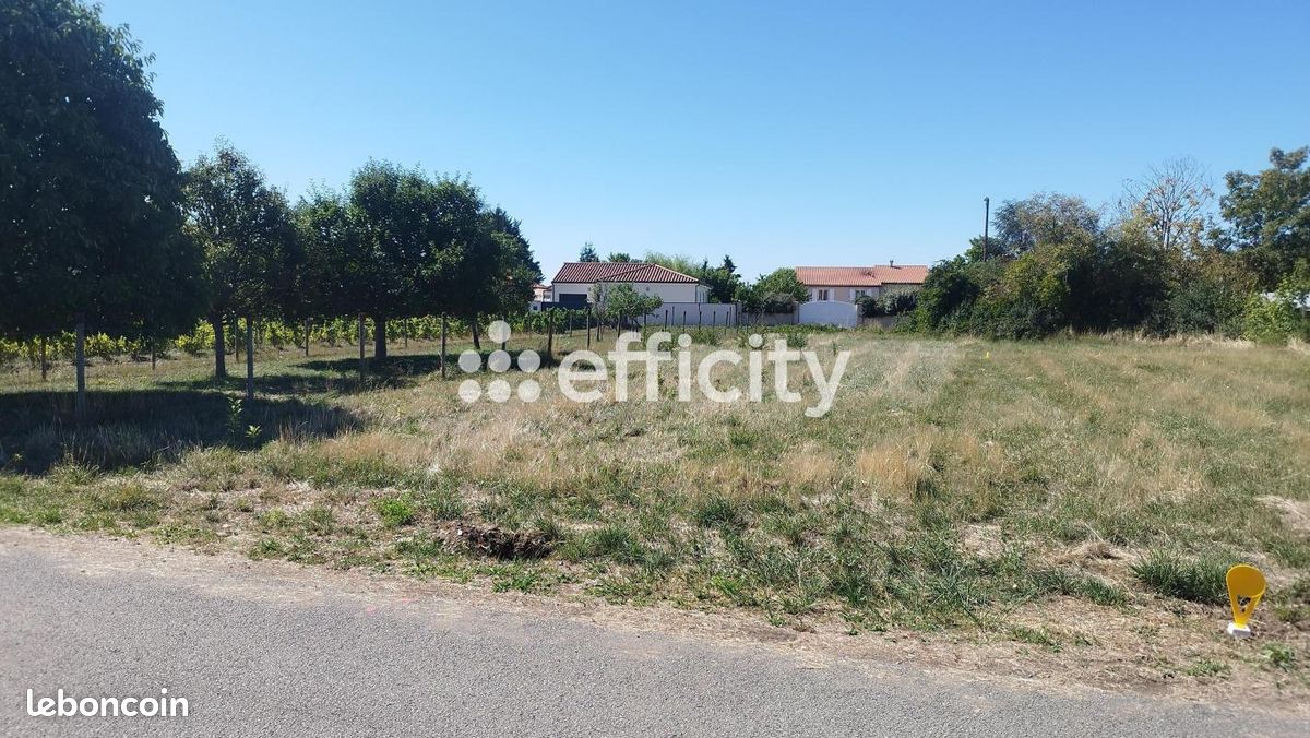 Terrain 323 m² · au Cheix-sur-Morge · 38 000 €