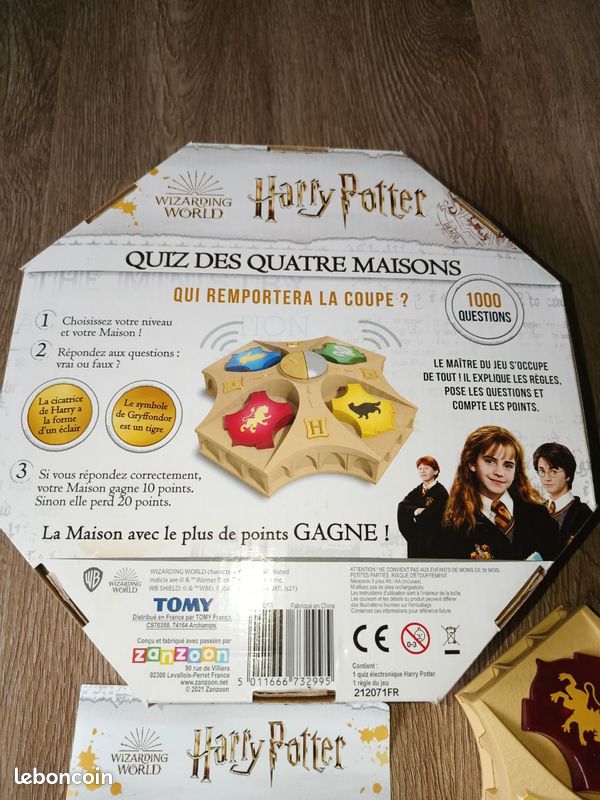 TOMY Harry Potter Quiz Des 4 Maisons - Jeu De Société Familial Dès 8 Ans - 1000 Questions