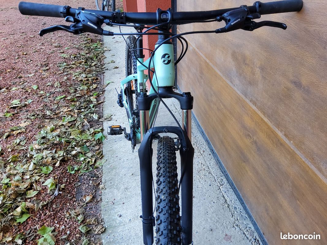 VTT Adolescent GHOST KATO 29 AL vert menthe clair nacré/noir mat 2023 (image 4)