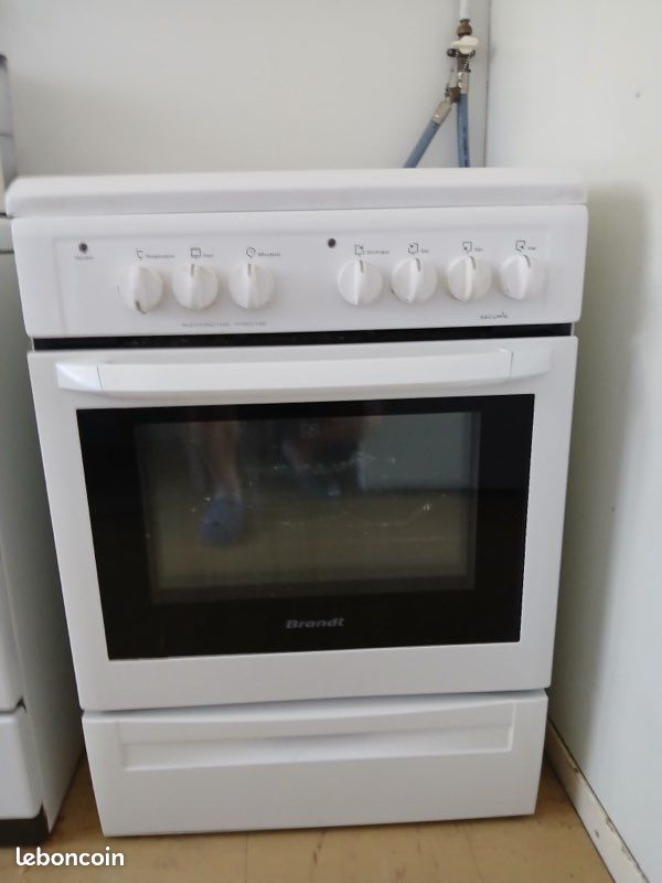 Cuisinière (image 1)