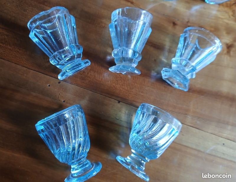 Miniature Dînette Ancienne – Assiettes En Verre Et Métal Pour Poupée