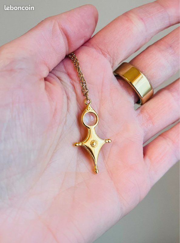 Pendentif cristal de roche pointe