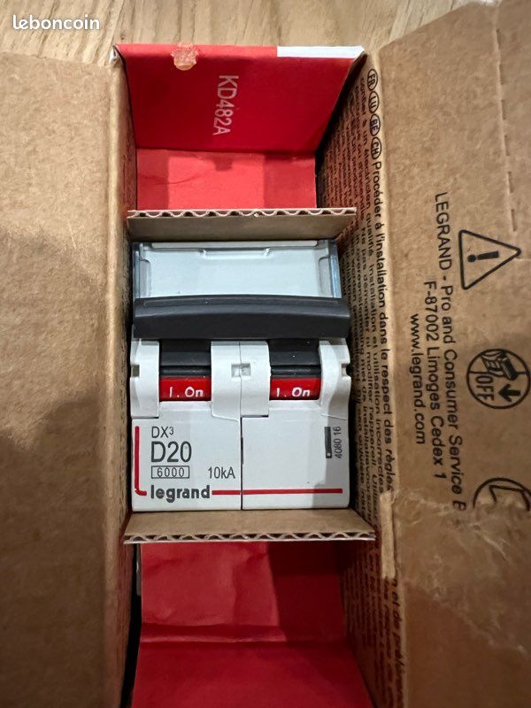 Legrand D20 …10KA …6000 (image 1)