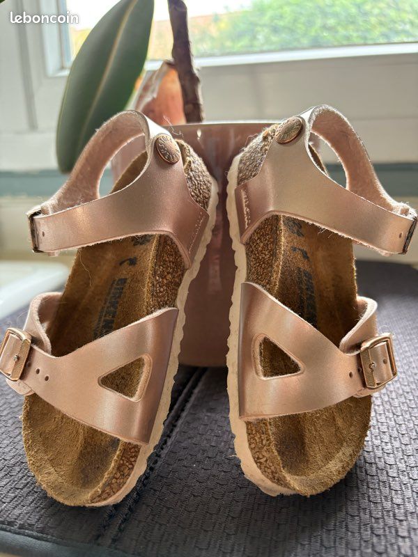 Sandale Birkenstock fille T24 rose Metallic Chaussures