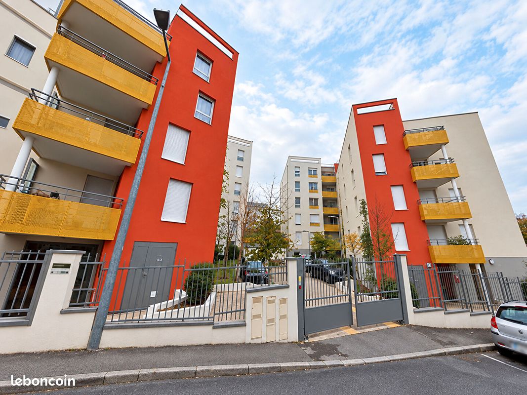 Appartement 2 pièces 40 m² · à Vénissieux · 40 m² · 124 900 €