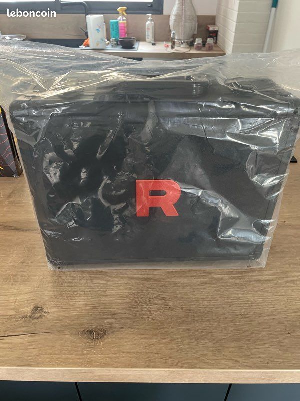 Pokémon / valise Team Rocket (neuve) (image 5)