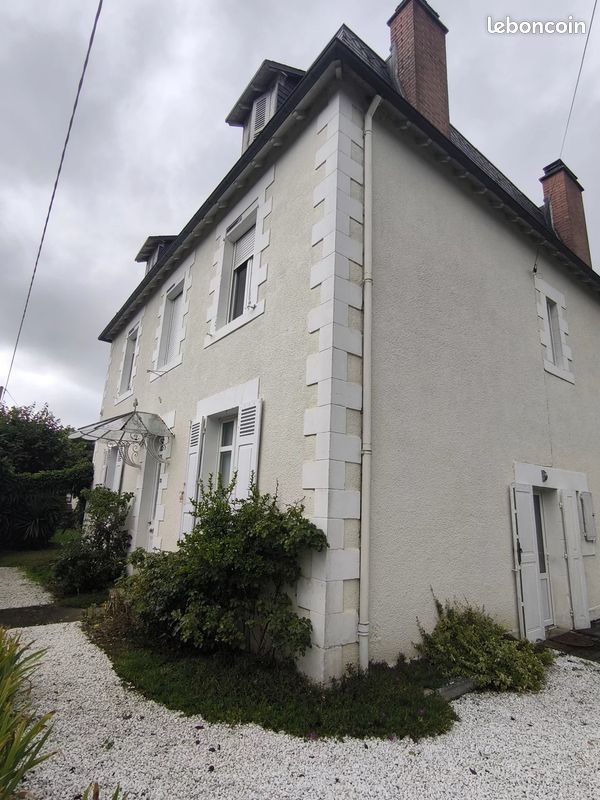 Maison 6 pièces 163 m² · à Rochechouart · 163 m² · 291 200 €