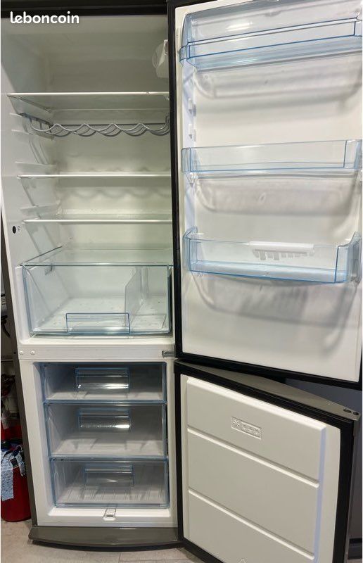 ENJOLIVEUR PAROI CLAYETTE VERRE POUR REFRIGERATEUR ARTHUR-MARTIN ENJOLIVEUR PAROI CLAYETTE VERRE POUR REFRIGERATEUR ARTHUR-MARTIN