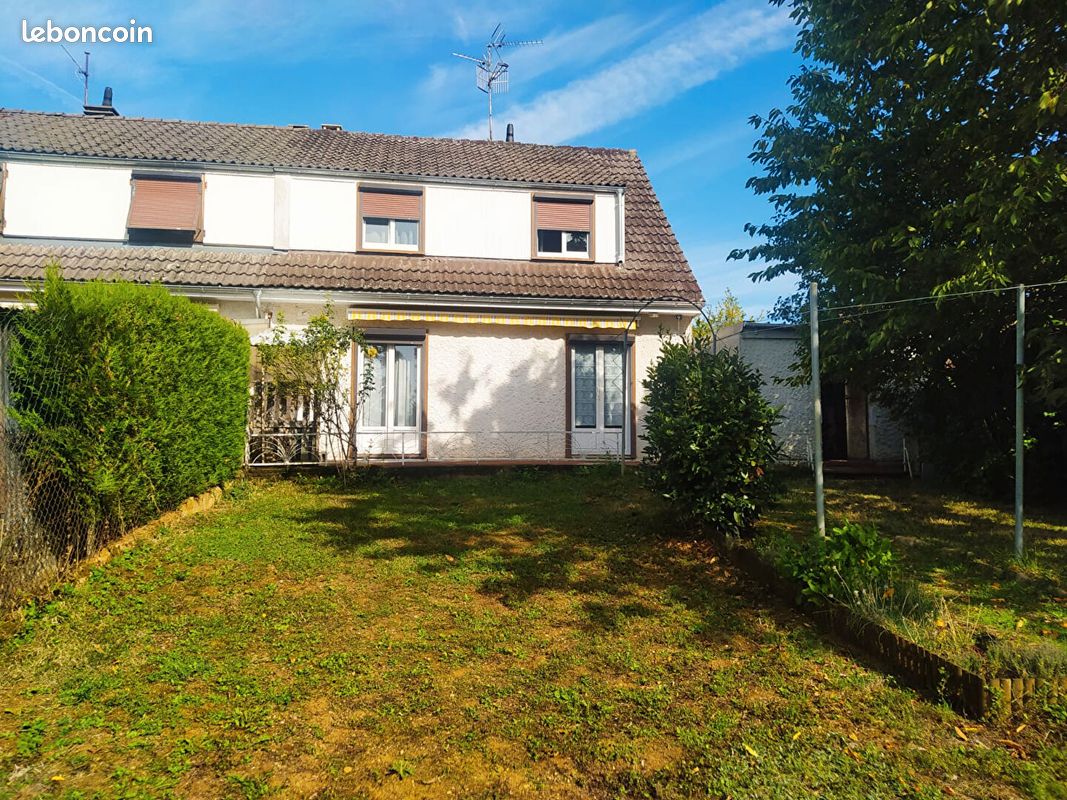 Maison 5 pièces 83 m² · à Héricourt · 83 m² · 131 000 €