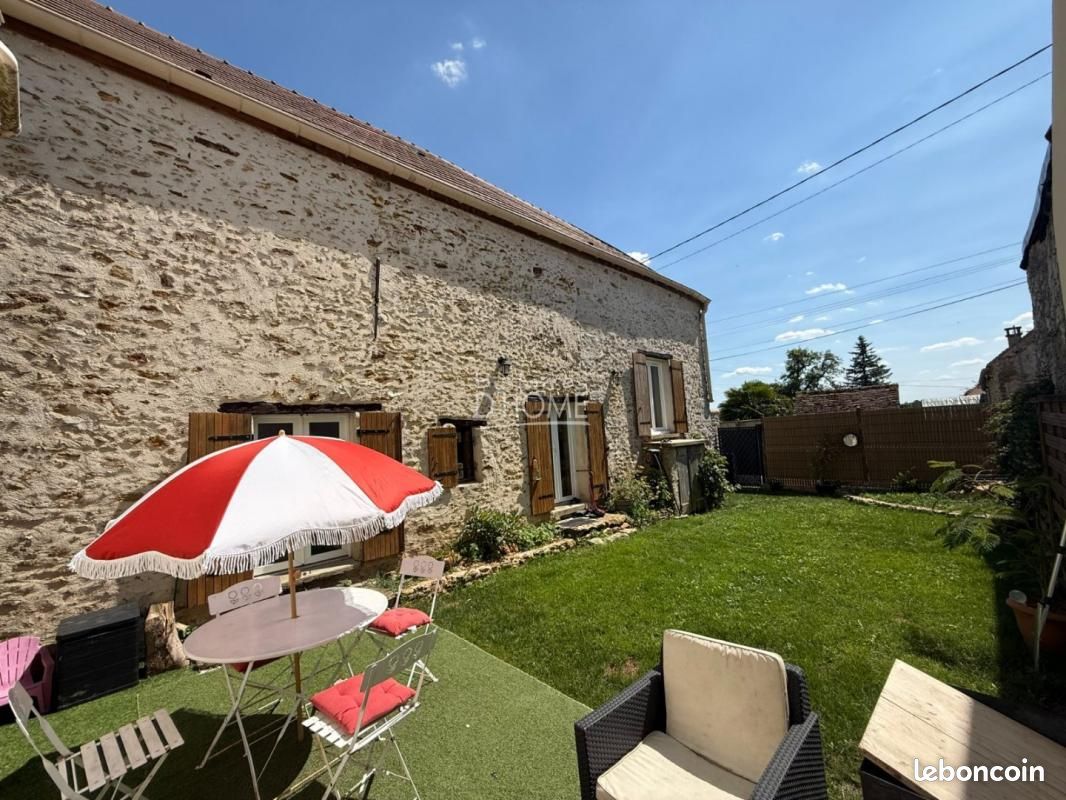 Maison 5 pièces 102 m² · à Rozay-en-Brie · 102 m² · 239 000 €
