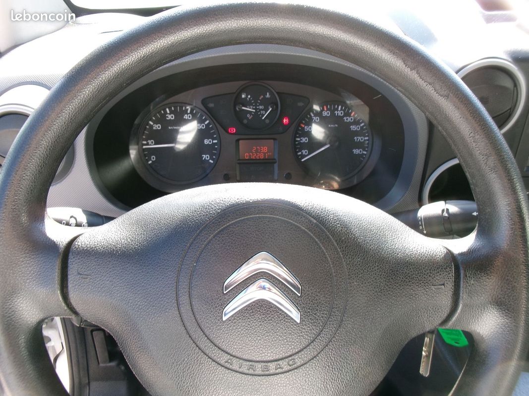 Citroen BERLINGO VAN M 650KG BLUEHDI 75 CLUB (image 15)