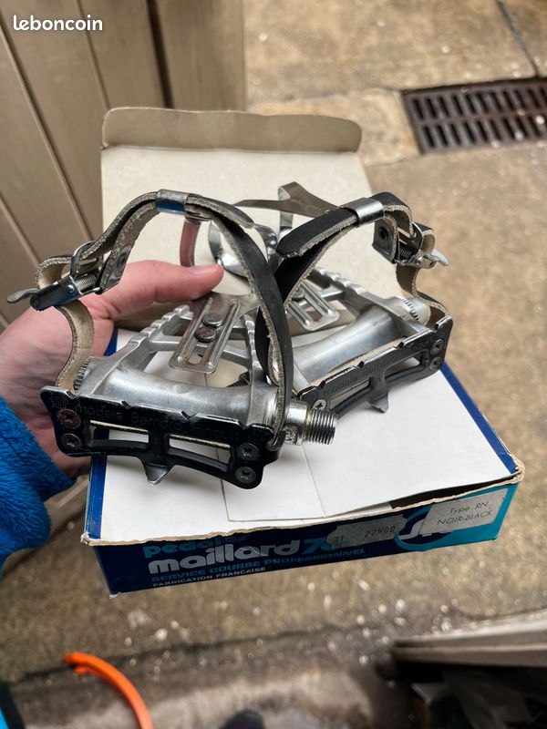Couvercles de plaquettes de pédale de frein de voiture pour