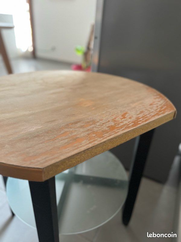 Table à remettre en état (image 5)