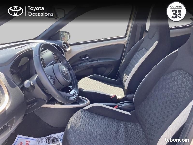 Toyota Aygo X 1.0 VVT-i 72ch Design S-CVT MY23 (image 11)