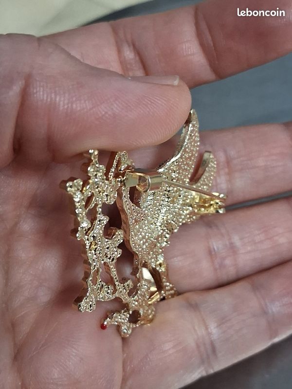 Broche grue du Japon et fleurs de prunier (image 5)