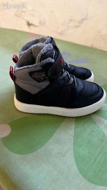 Boots bébé garçon fourrées à col matelassé (image 2)