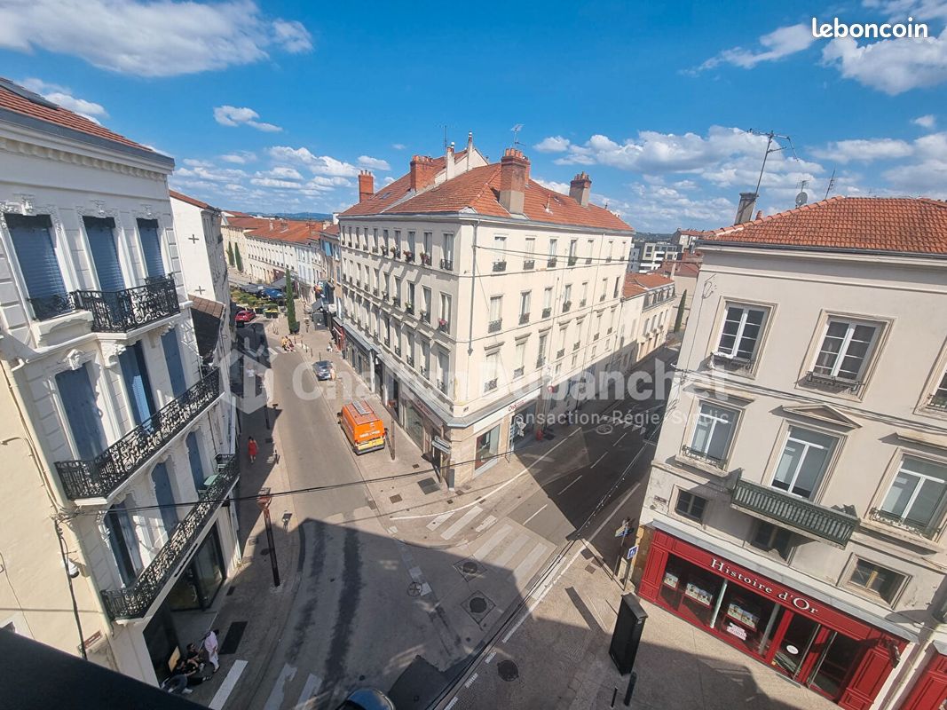 Appartement 1 pièce 45 m² · à Roanne · 45 m² · 69 800 €