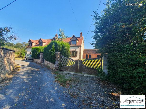 Longère 5 pièces 145 m²