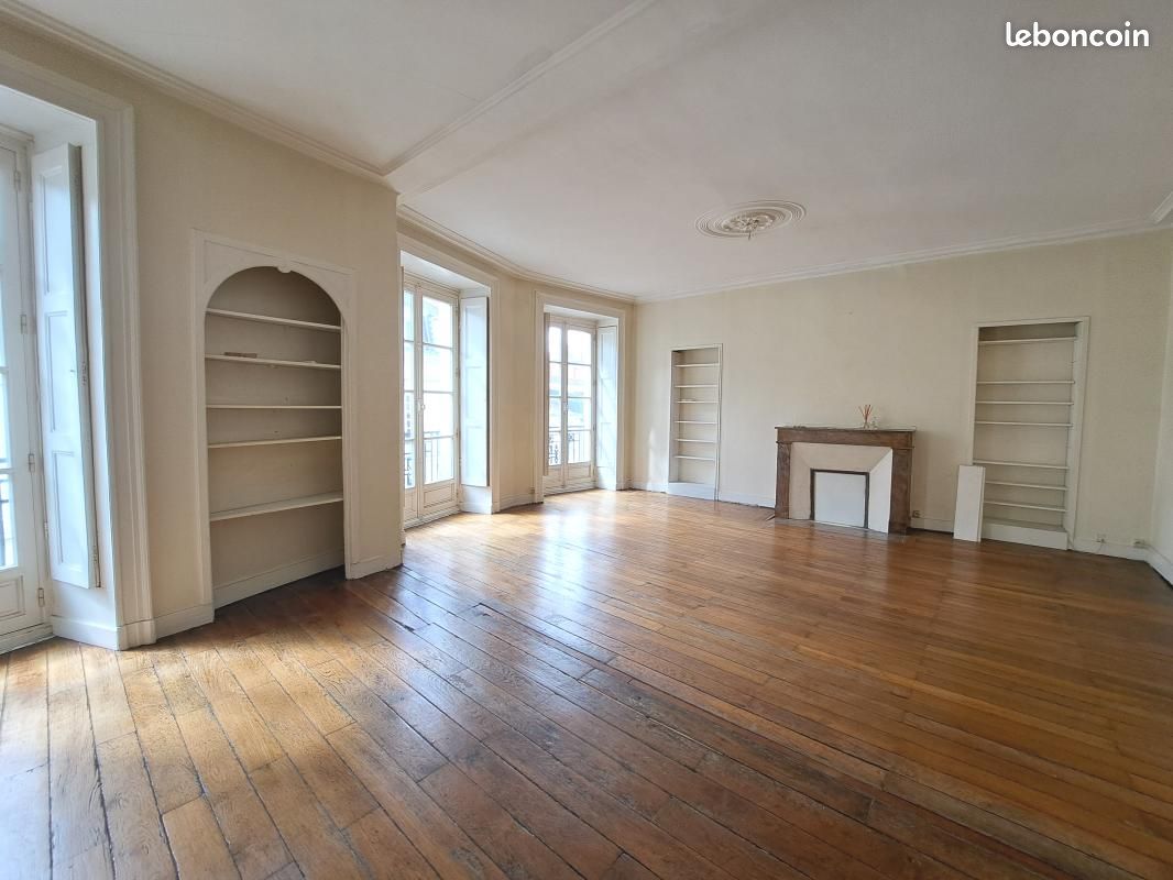 Appartement 4 pièces 96 m² · à Nantes · 96 m² · 1 140 €/mois