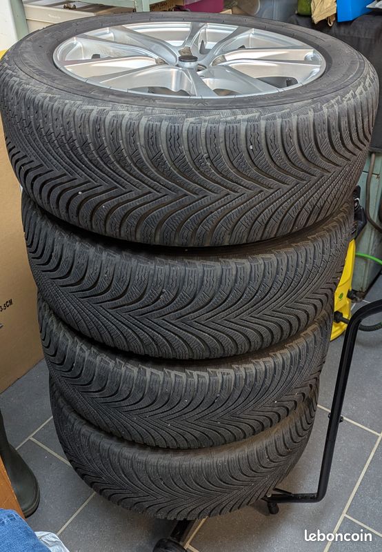 4 Pneus hiver Michelin Alpin 225/50 R17 + jante (image 1)