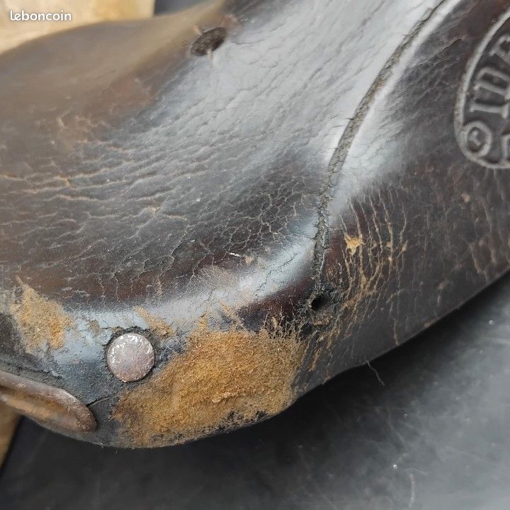 Selle Cuir IDEALE TB 38 Pour Vélo Course/randonneuse - Neuve Vintage