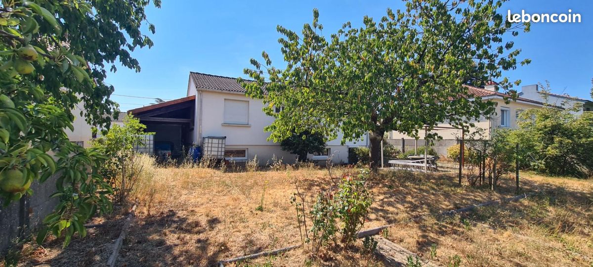 Maison 4 pièces 84 m² · à Gorges · 84 m² · 214 000 €