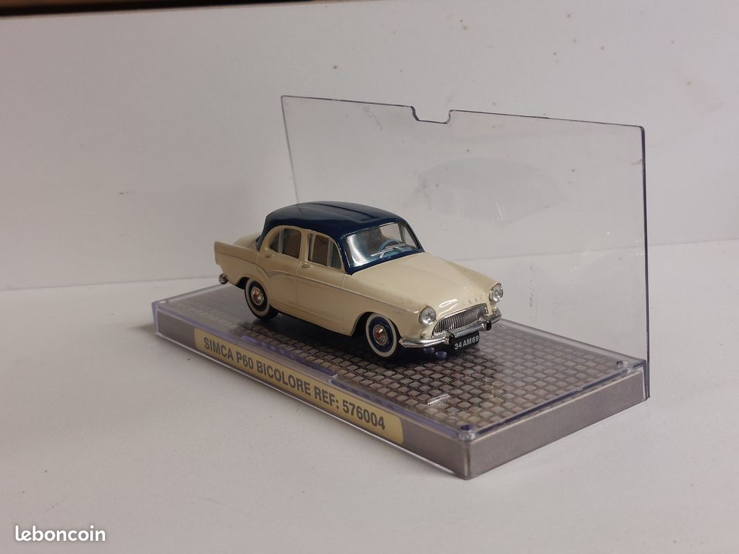 Voiture miniature Simca Aronde P60 Elysée 1960 1:24 - Collection