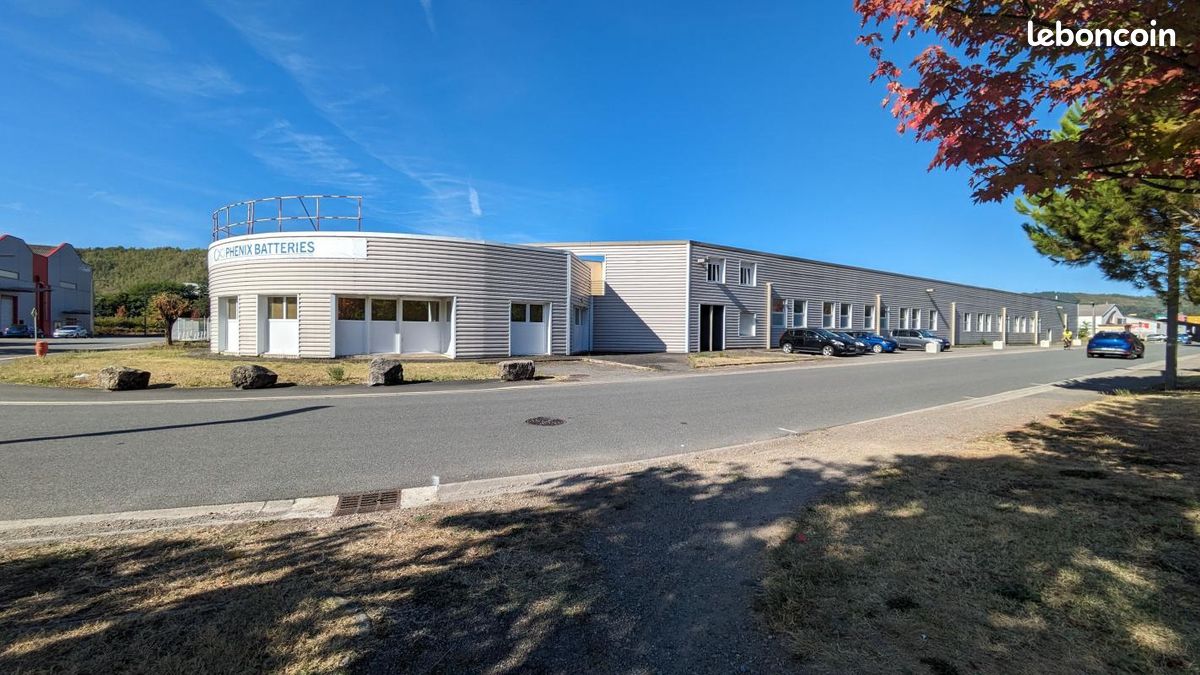 Bureaux 3 400 m² (image 1)