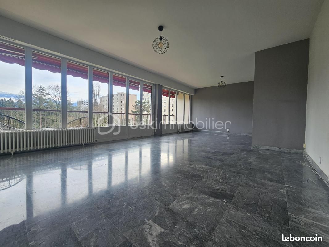 Appartement 4 pièces 95 m² · à Échirolles · 95 m² · 179 000 €