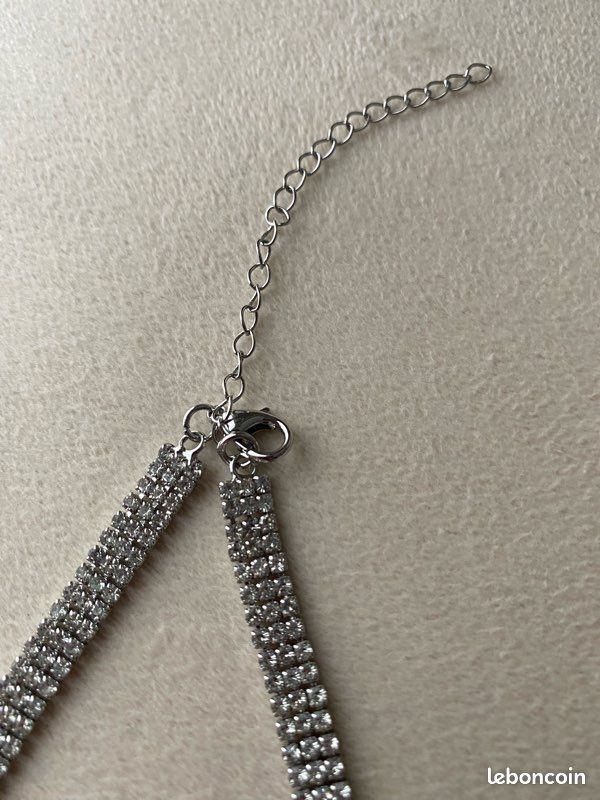 Collier Fantaisie Femme Avec Pendentif Perle, Métal Et Strass Bleus, Longueur 22 Cm, Zircon, Occasion