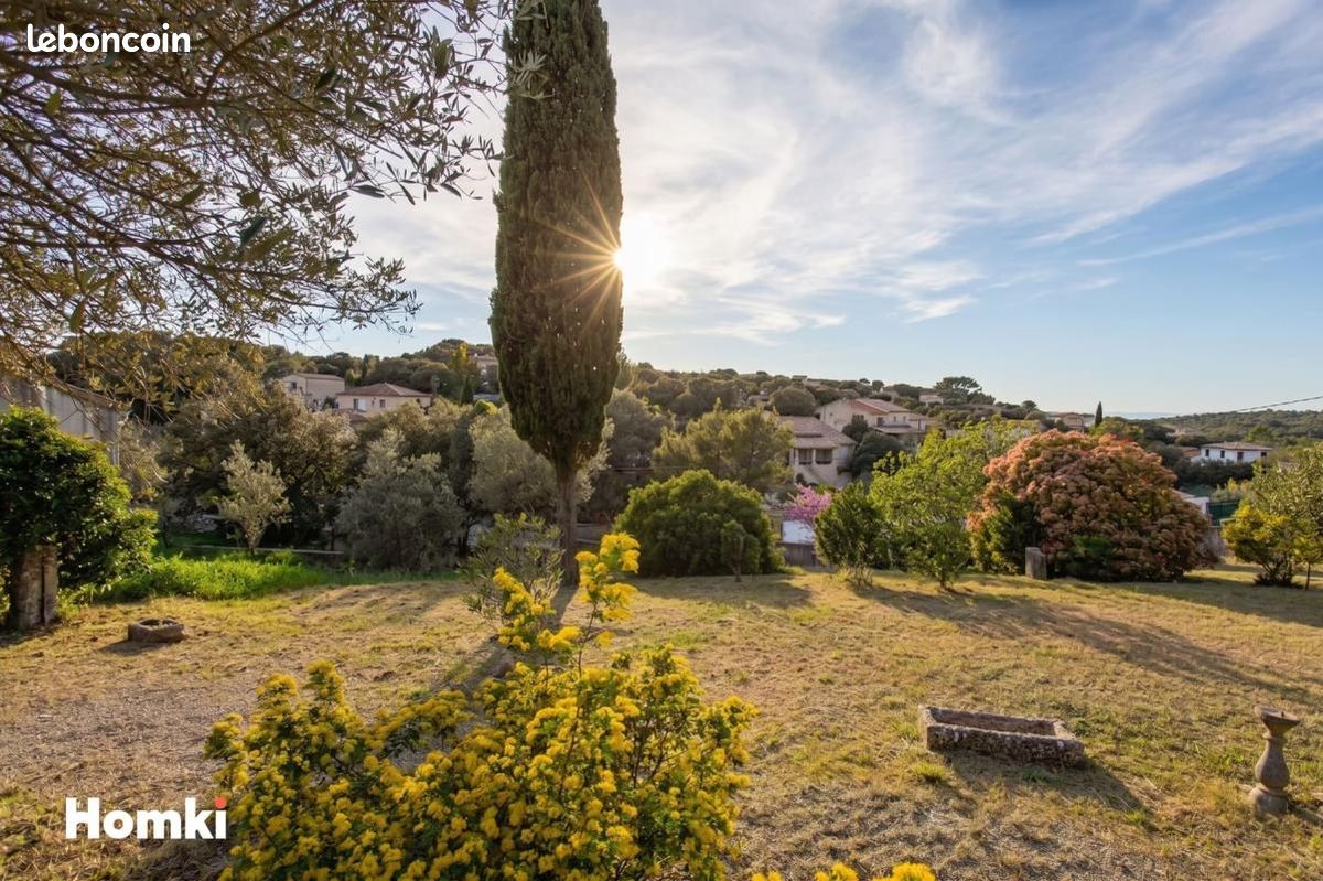 Terrain 497 m² Poulx · 139 000 €