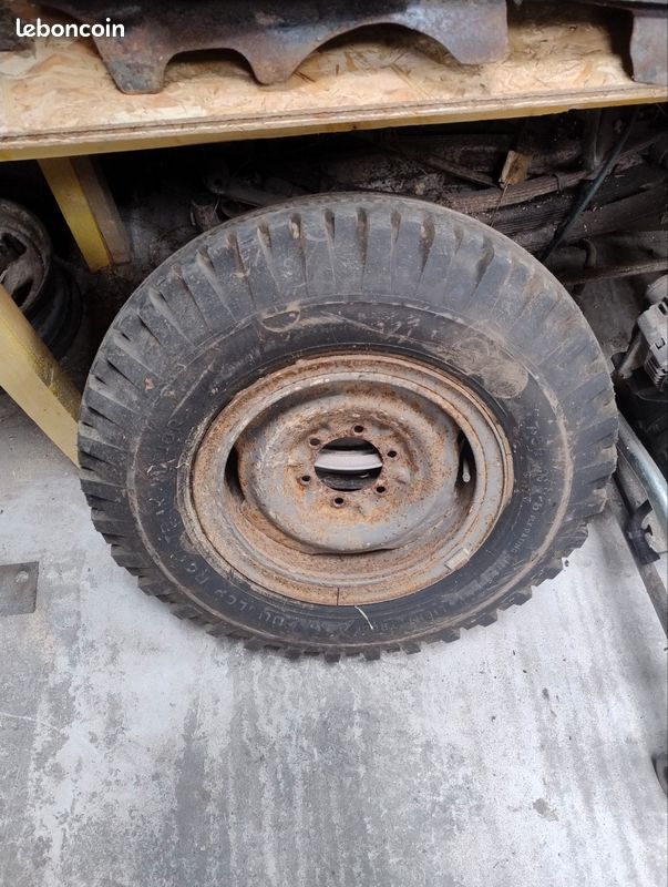 Roue Toyota BJ 40 (image 1)