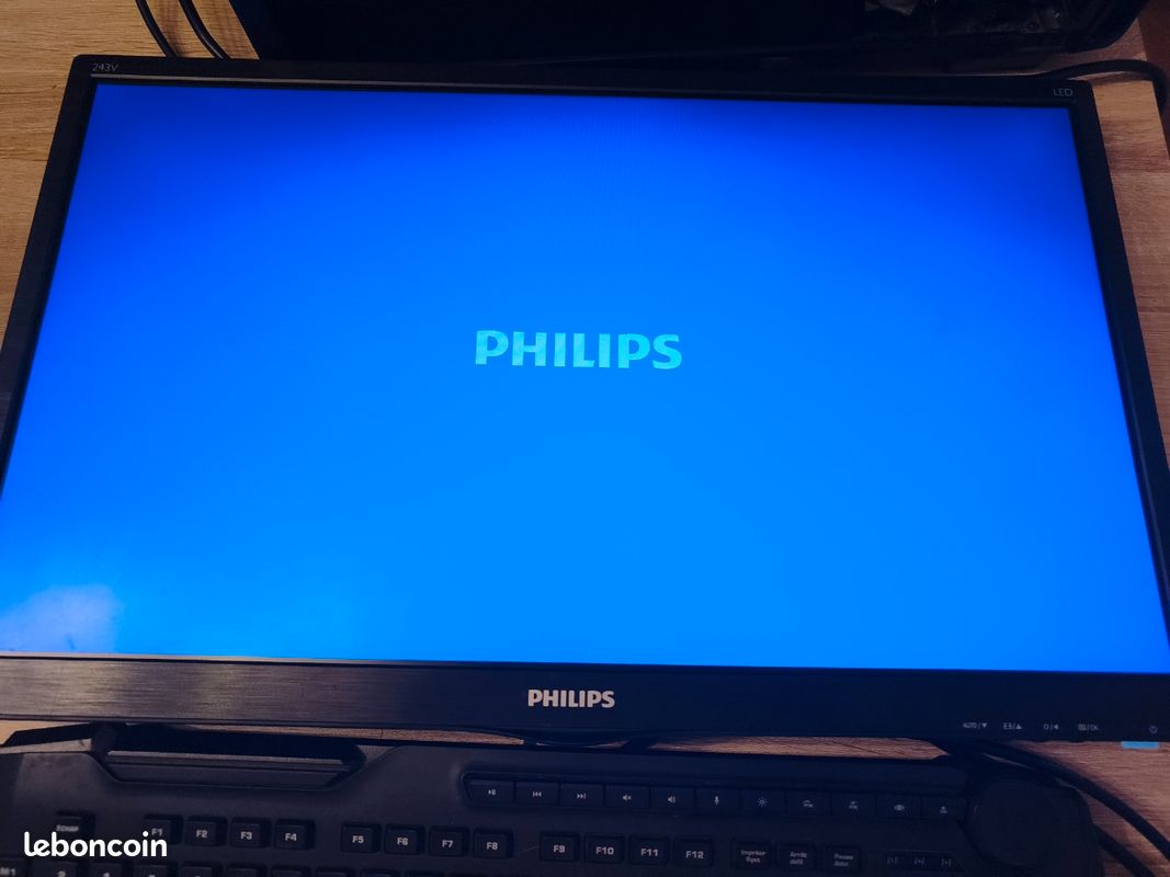 Setup Double Écran (27" + 24") sur bras articulé - Télétravail / Bureautique (image 3)
