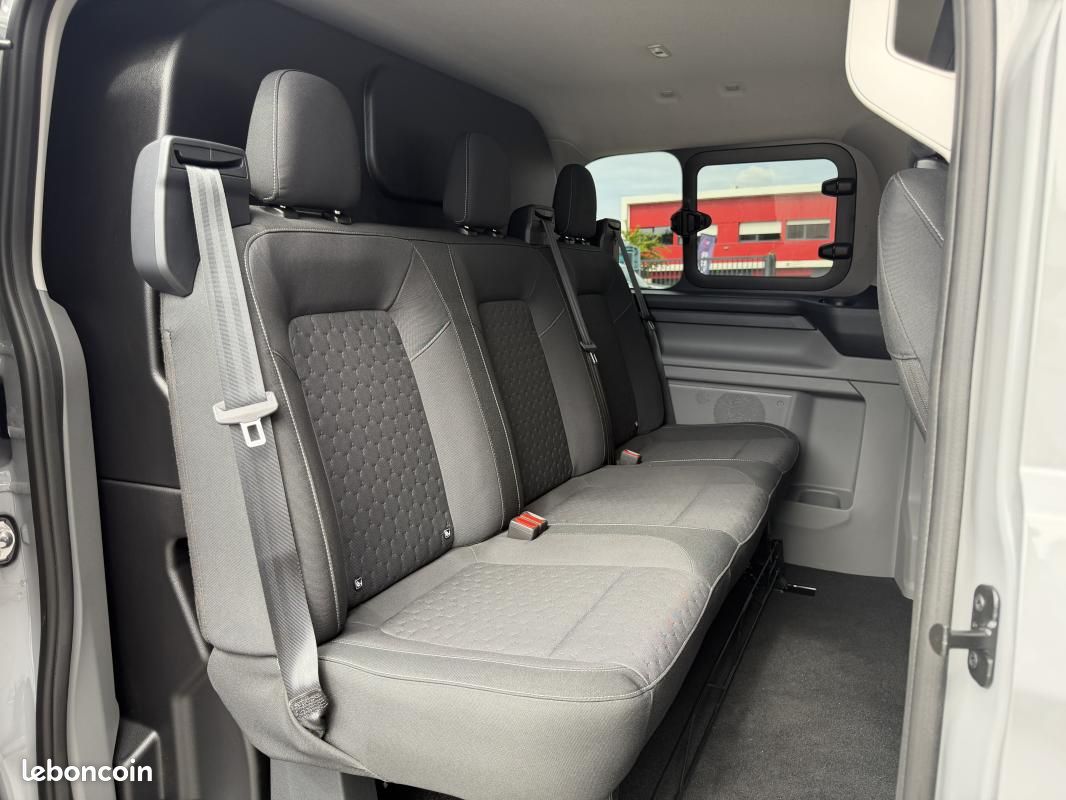 Ford Transit Custom 2.0 150 CH LIMITED CABINE APPROFONDIE L1 H1 BVM6 / SUPERBE ETAT GARANTIE CONS... (image 14)