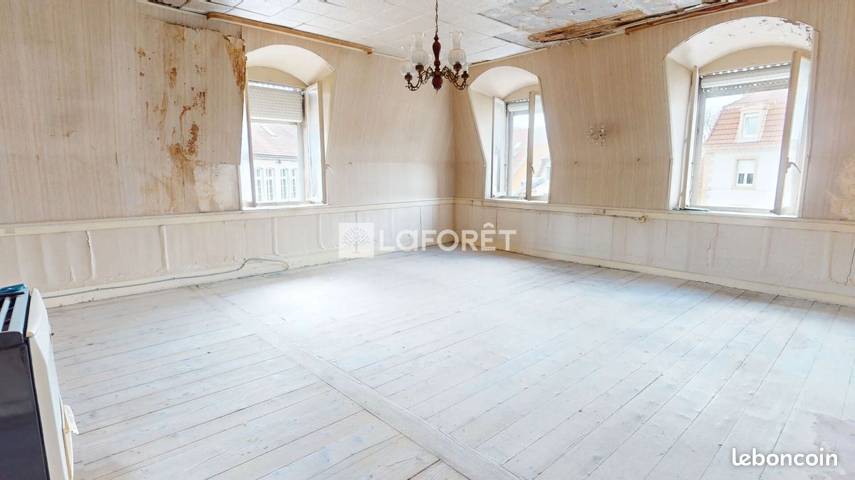 Appartement 4 pièces 147 m² · à Maîche · 147 m² · 115 000 €
