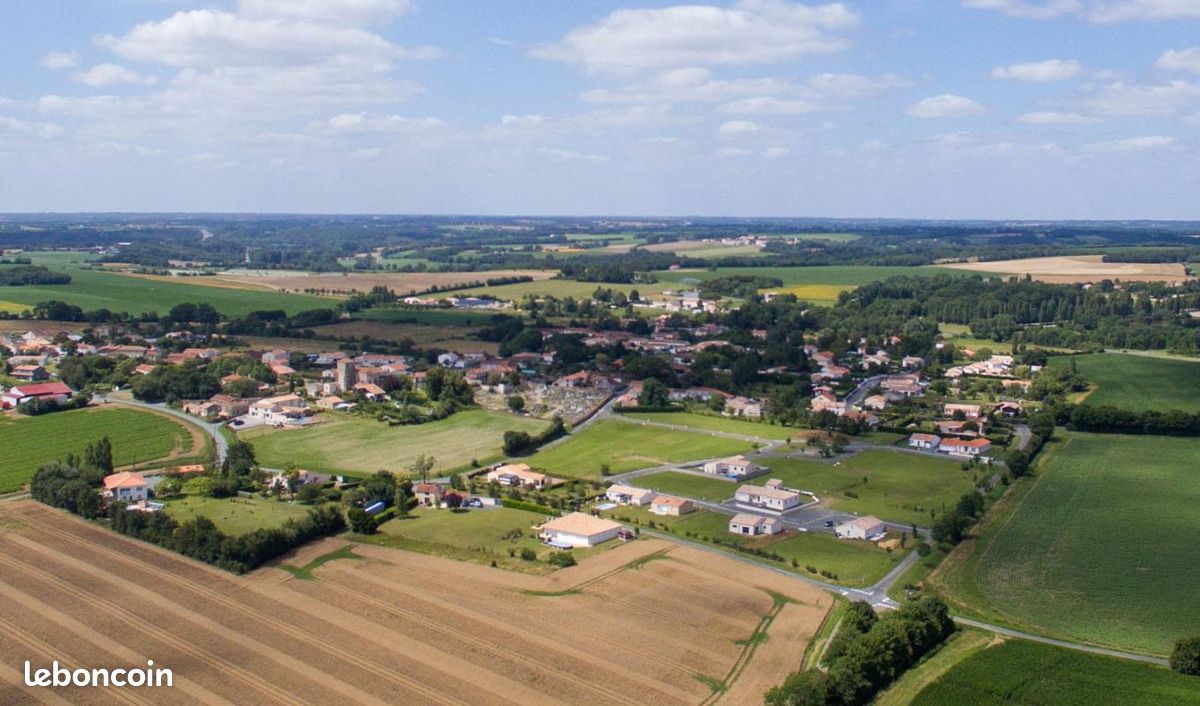Terrain 1 141 m² Sainte Hermine · à Saint-Jean-d'Hermine · 58 600 €