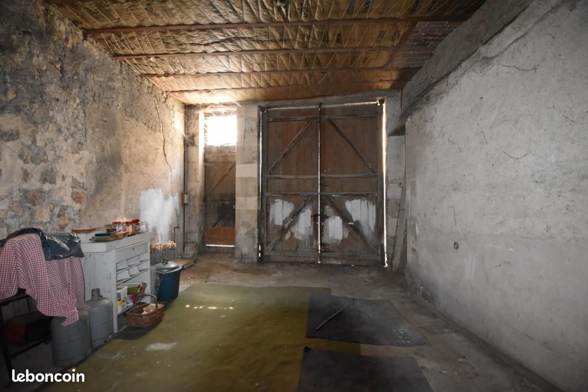 Maison de ville 11 pièces 247 m² - Montbron 16220 (image principale 5)