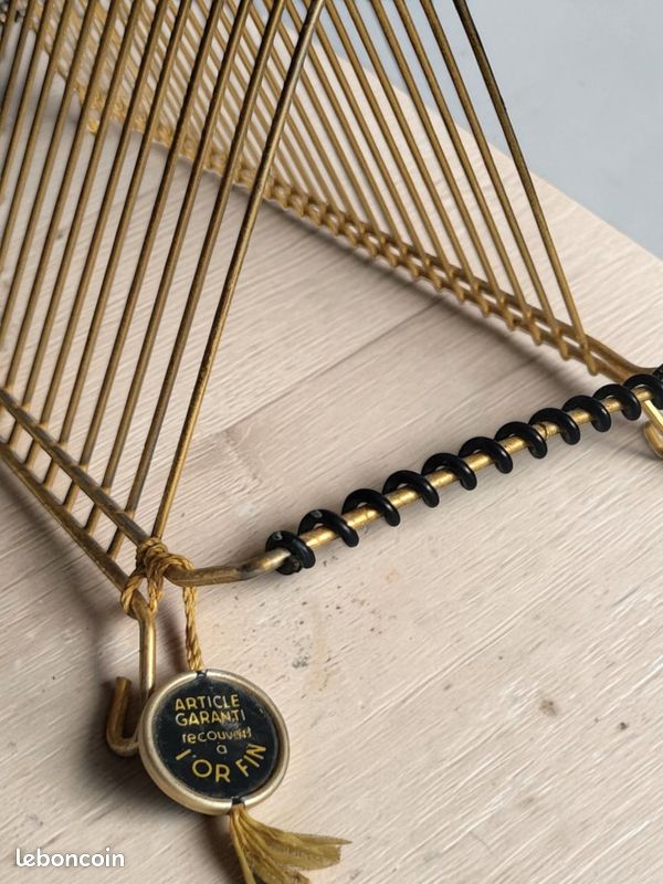 Porte Vinyles en métal doré vintage (image 3)