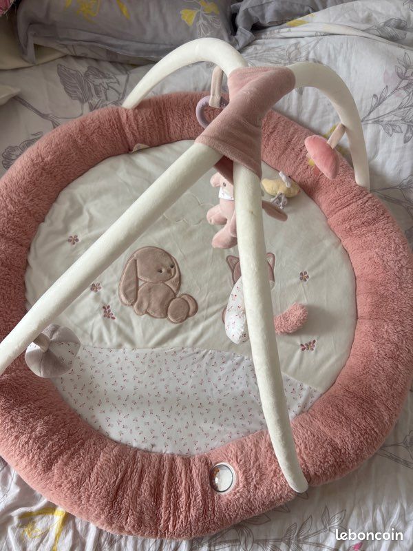 Tapis éveil bebe Nattou rose (image 1)