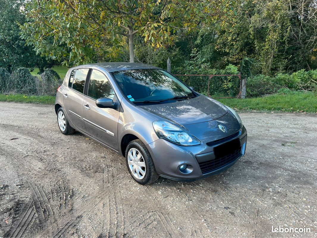 Renault Clio 3 1.5 dci quickshift boîte automatique Voitures
