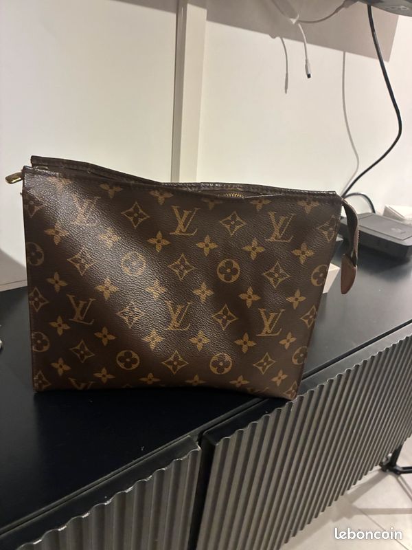Trousse toilette 26 Louis Vuitton (image 4)